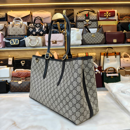 GG Emblem Tote (Ultra Premium) - Black Handle