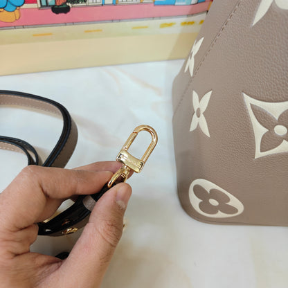 LVN Neo Neo MM Bucket Bag (Ultra Premium) - Beige