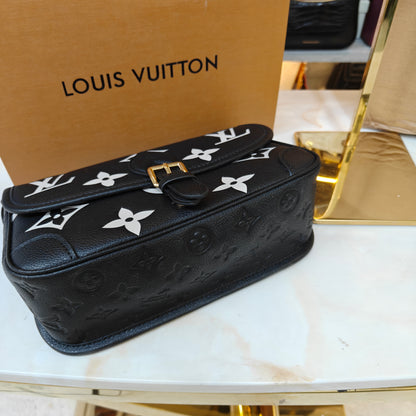 LV Diane Sling/Shoulder Bag - Ultra Premium Double Box (Black Floral)