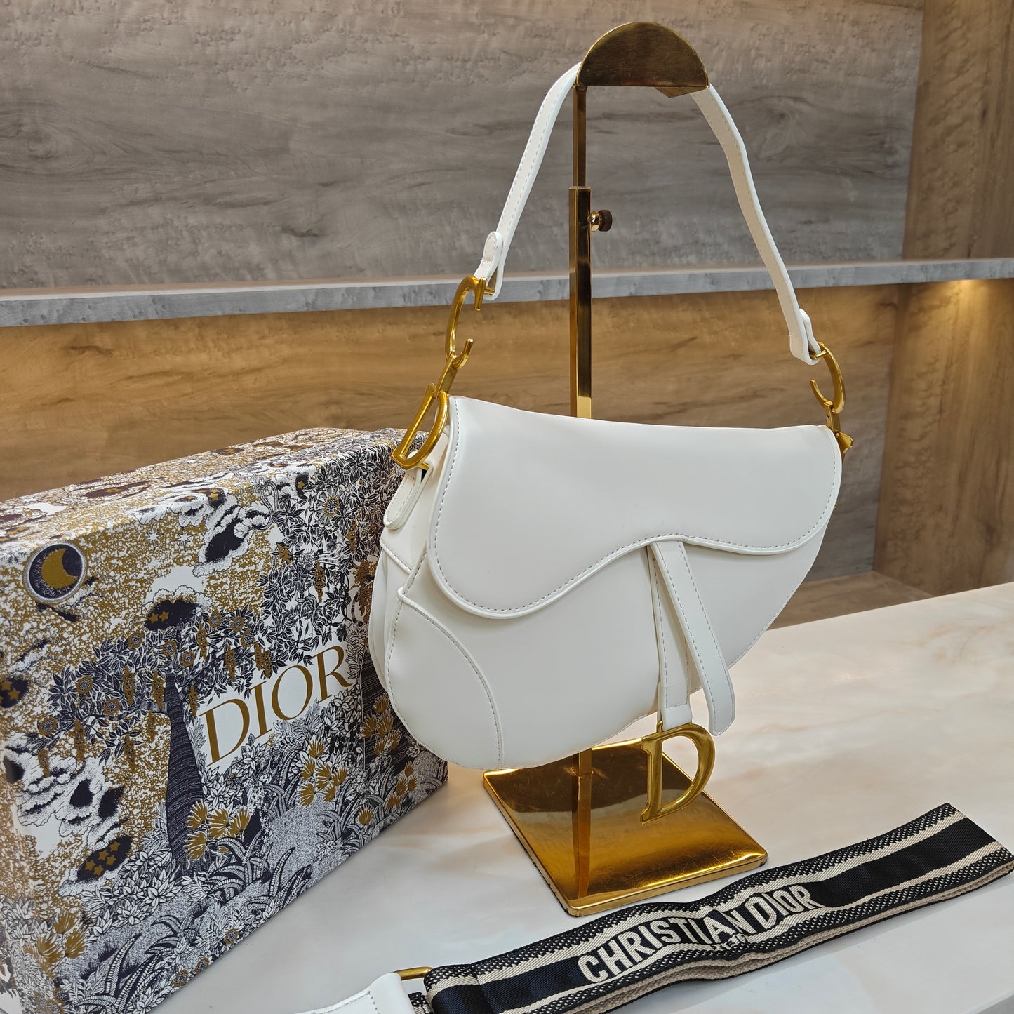 CD - Saddle (Plain White)