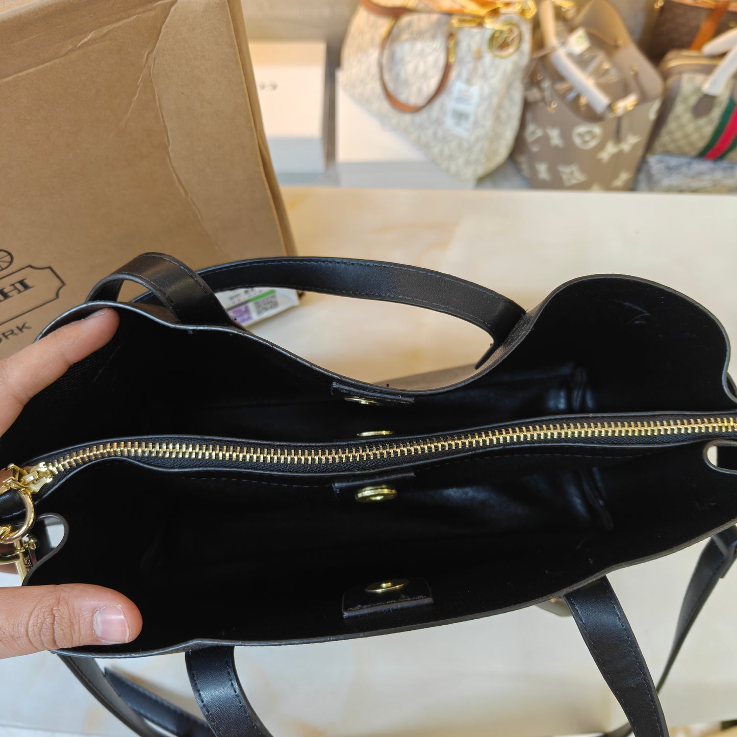 CH Hanna Carryall -  Black Grey