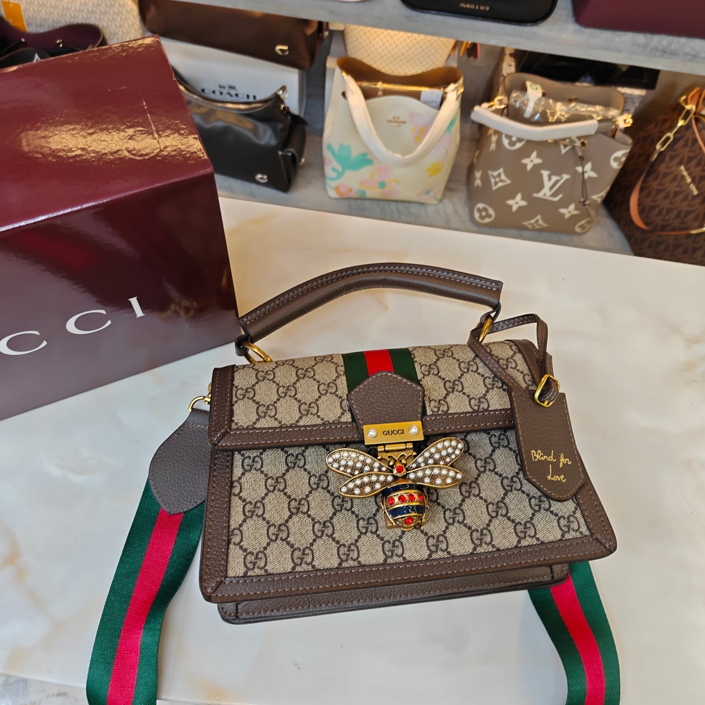 GG Bee (Ultra Premium)