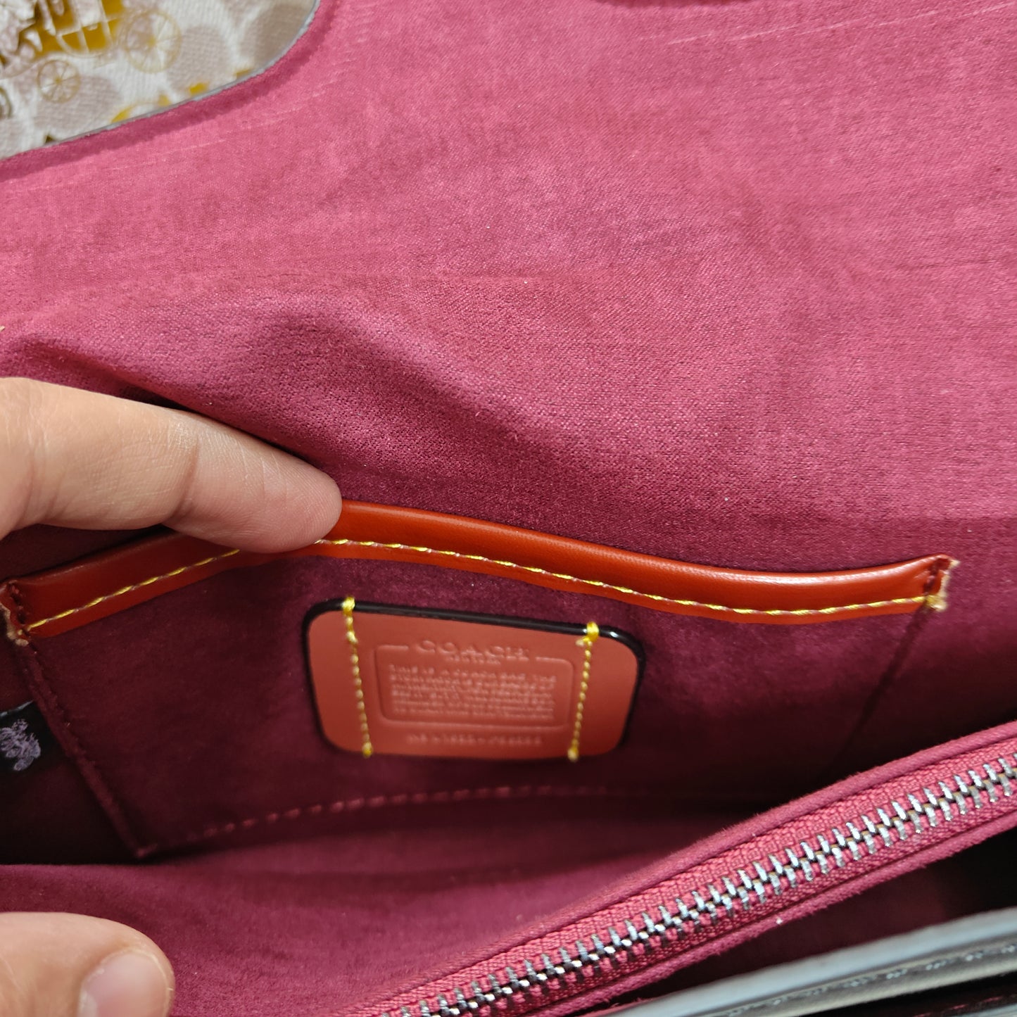 CH Tabby 26 - Shoulder/Sling - Black Grey (CC Box)