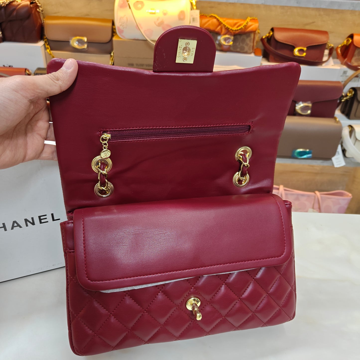 CHNL1 - Elegant Quilted Flap Bag – Wine with Gold-Tone Chain