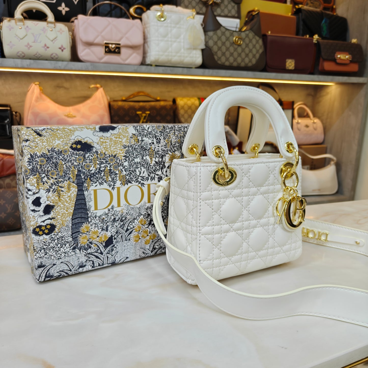 CD - Lady Mini (White)