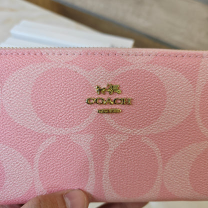 CH Wallet - Pink (Ultra Premium)