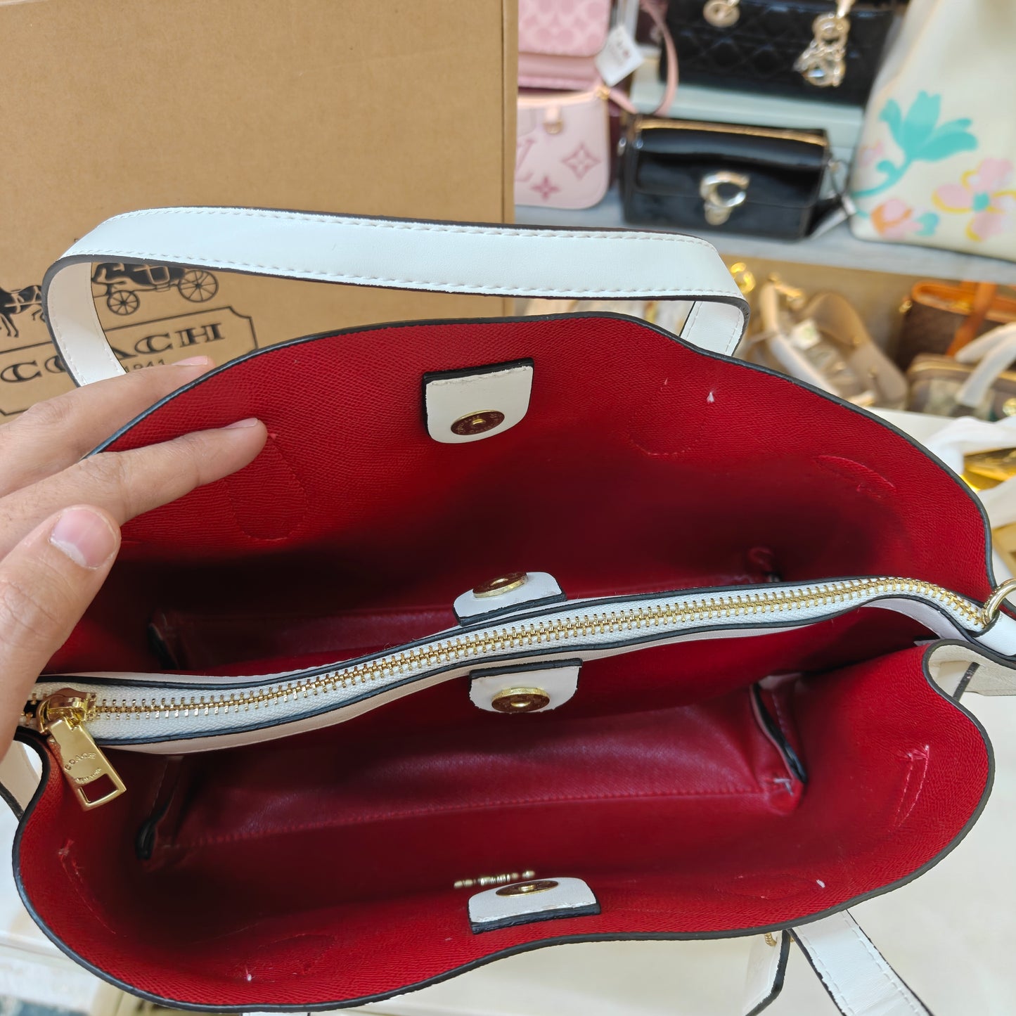 CH Hanna Carryall - Pearl White