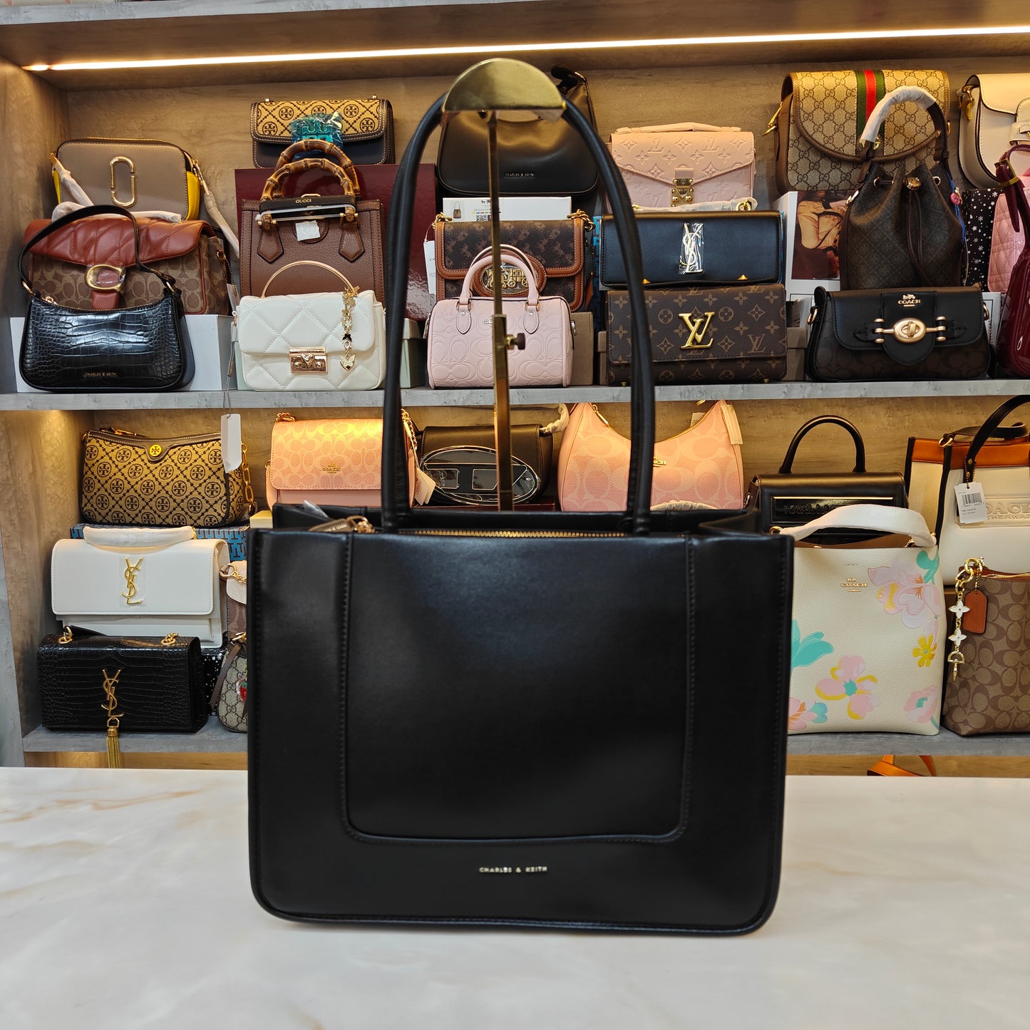 CNK Medium Tote Bag - Black