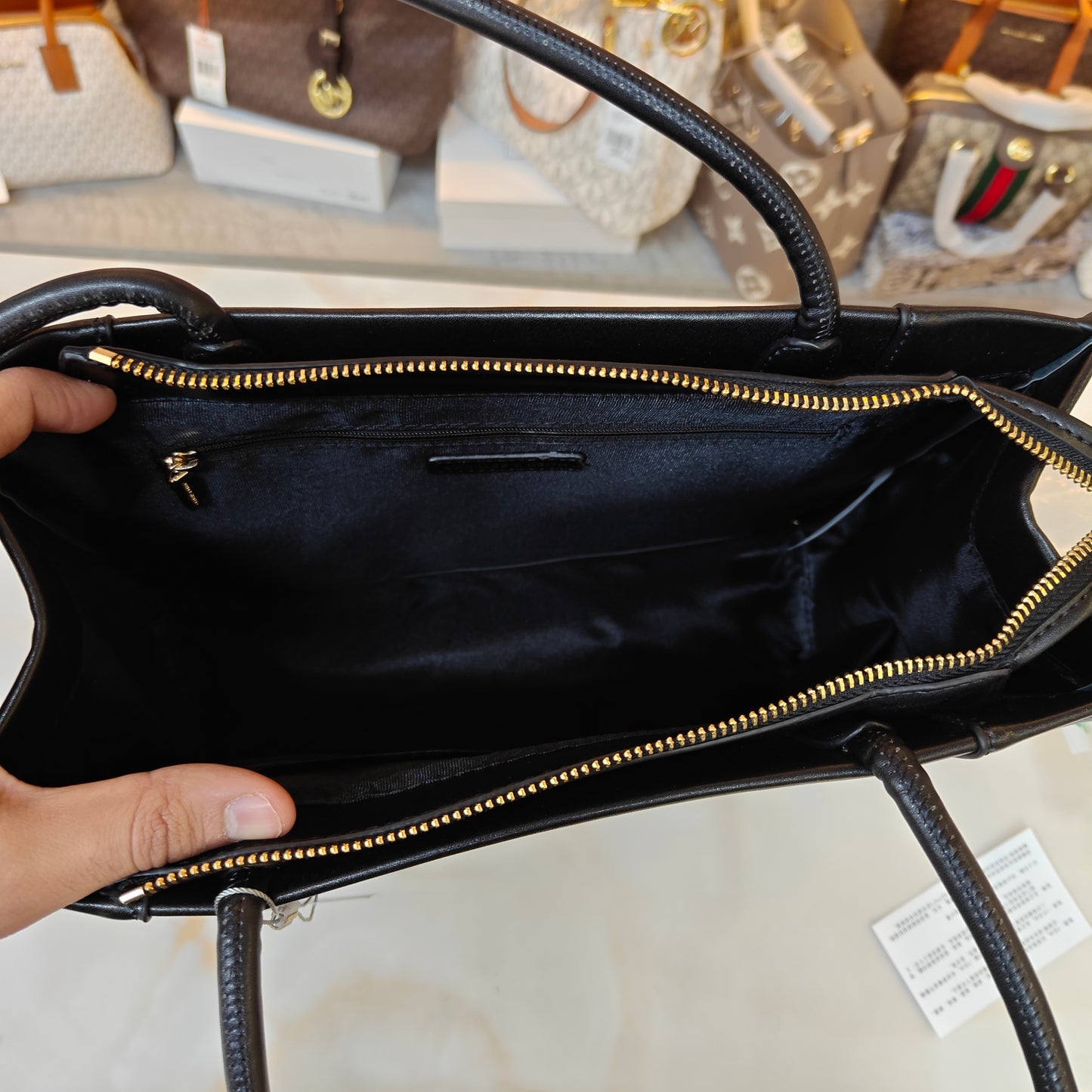 CNK Medium Tote Bag - Black