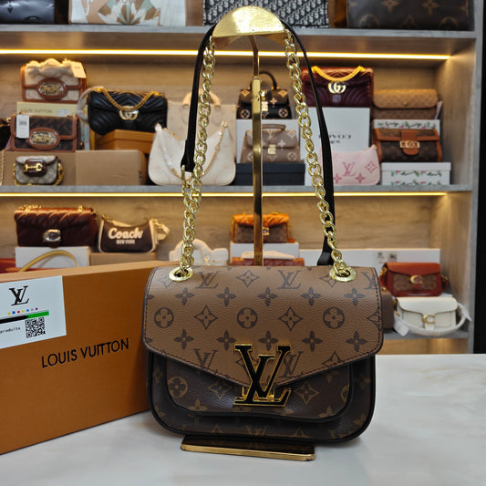 LV Passy - Signature Colour