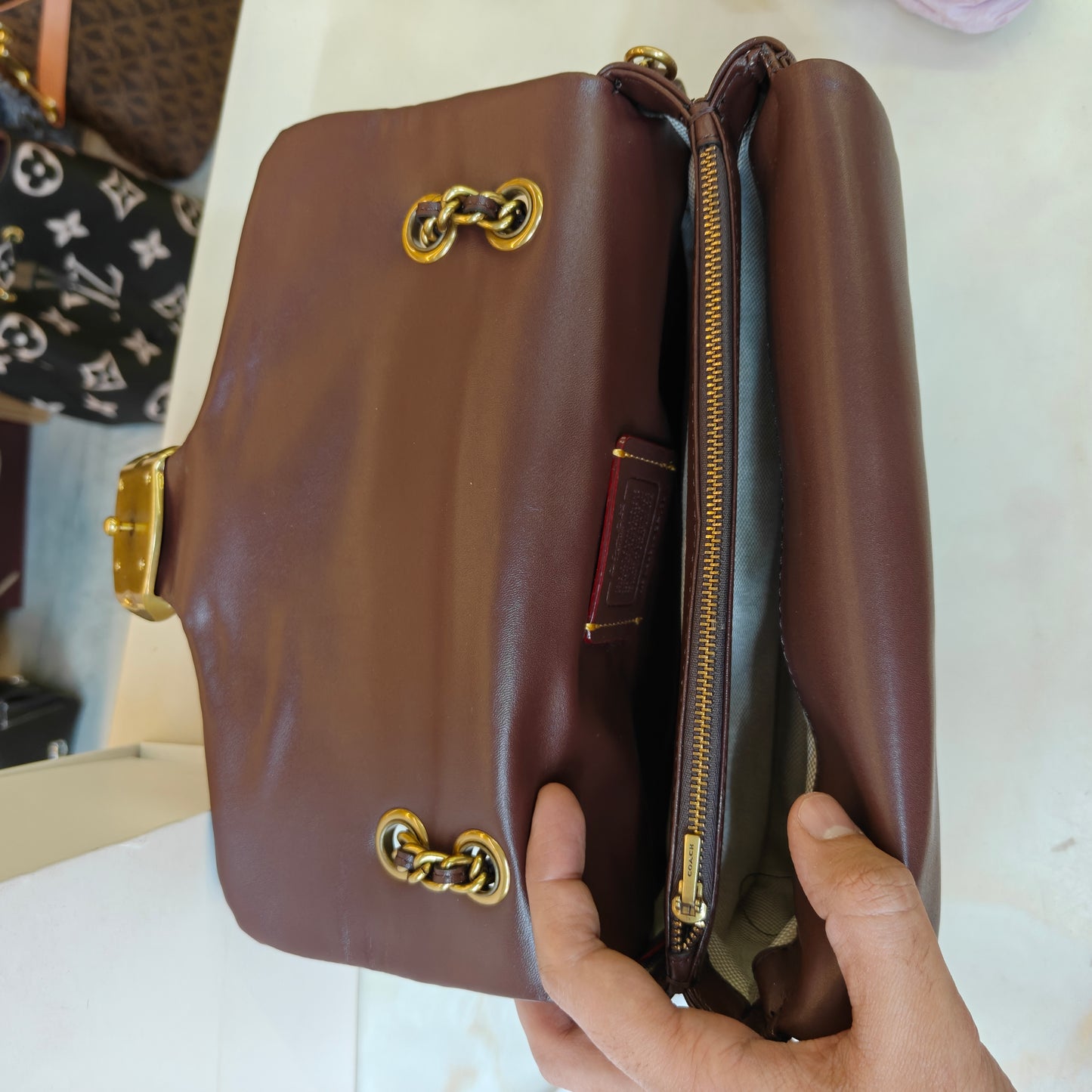 CH Quilted Tabby Ultra Premium - Chocolate Colour