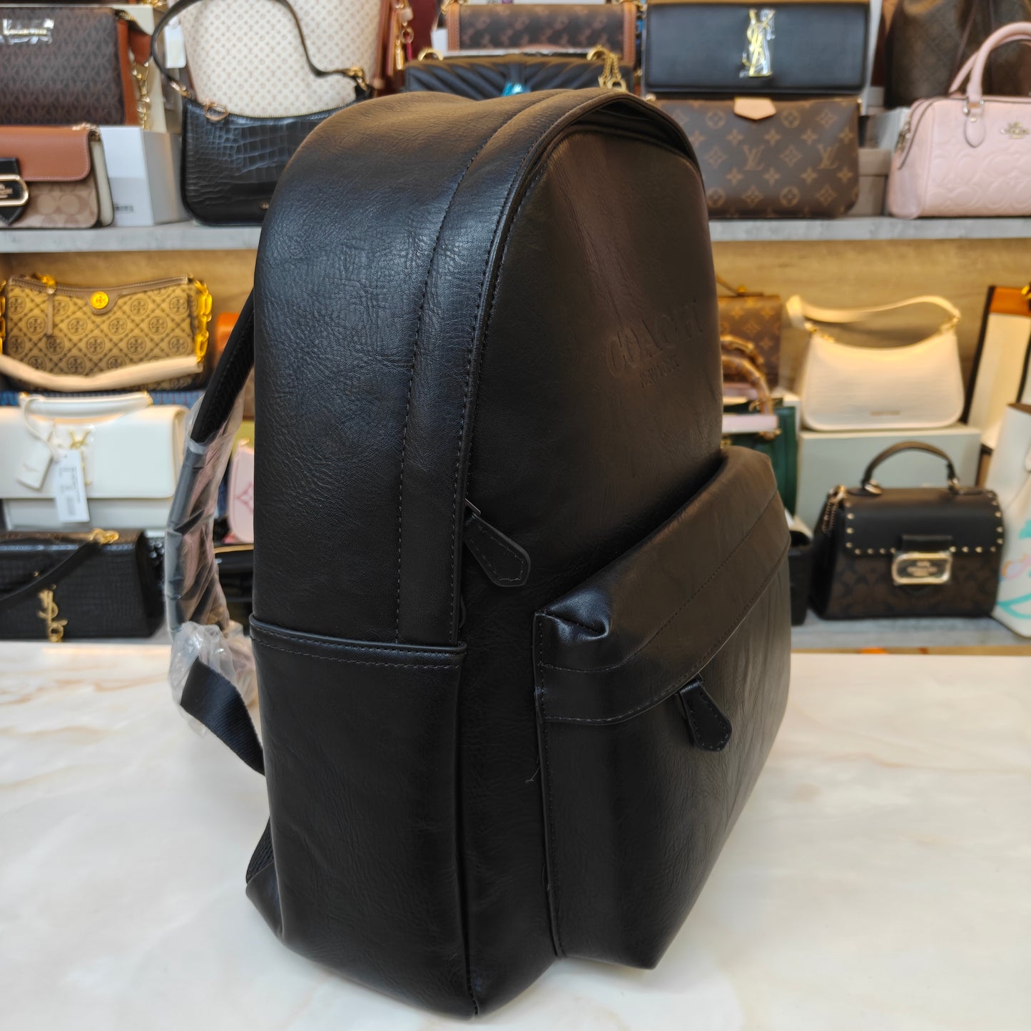 CH Bagpack - Midnight Black
