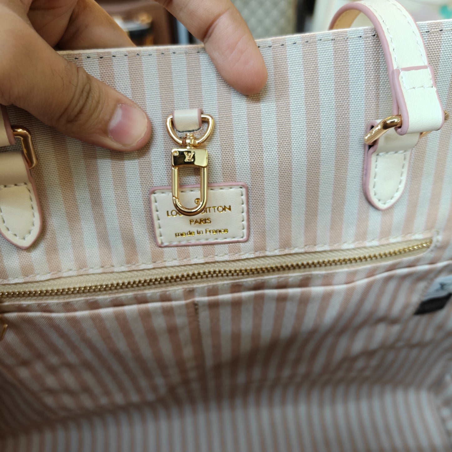 LVB 41cm OTG Large Tote Bag - Cream Pink (Double Box Ultra Premium)