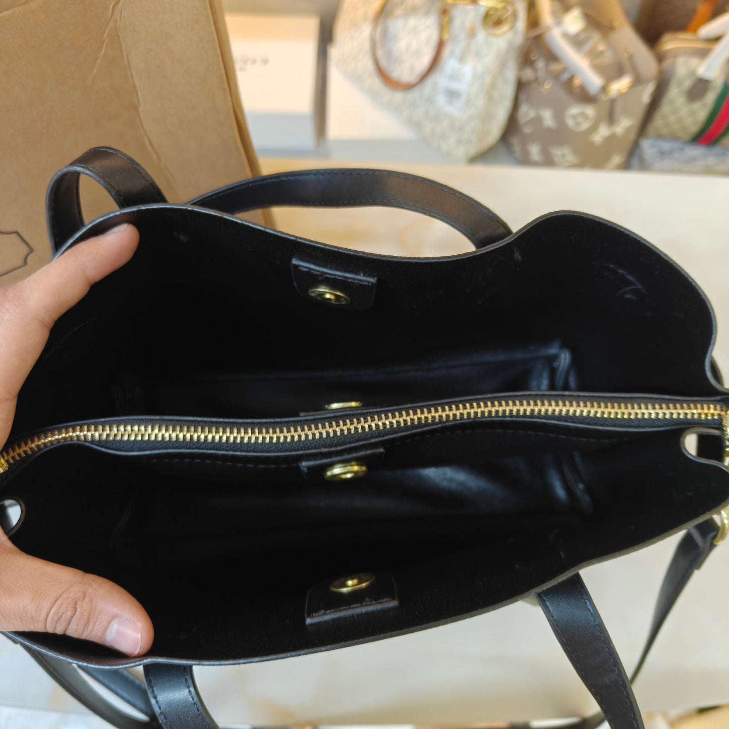 CH Hanna Carryall -  Black Grey