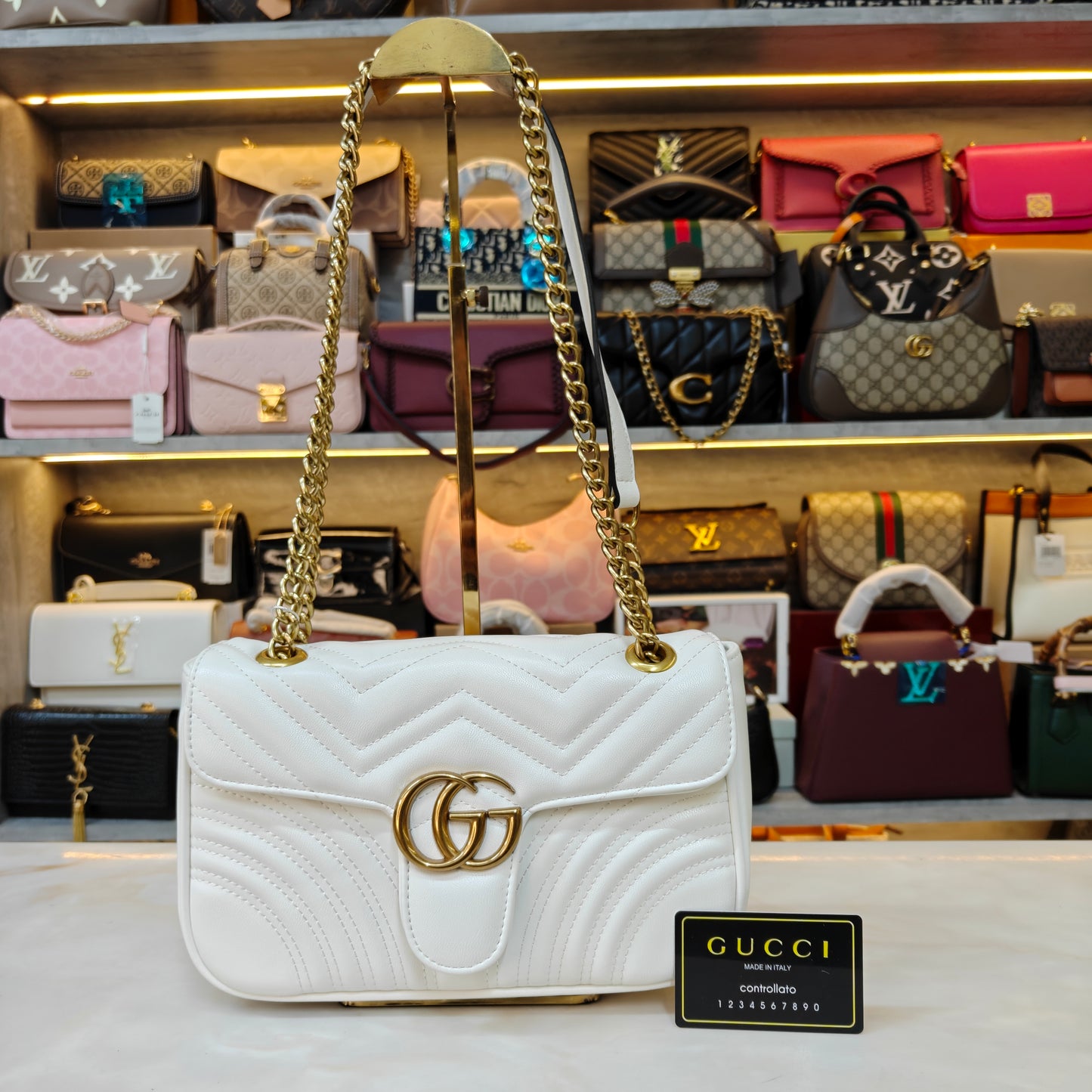 GG Marmont Medium Size (White)