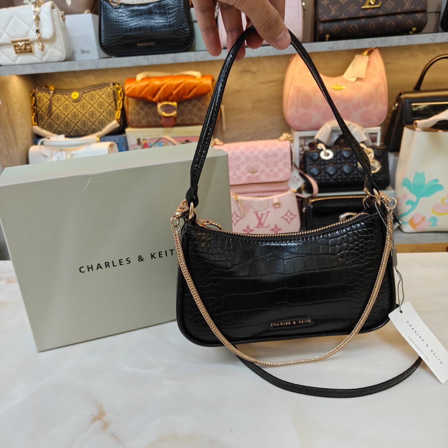 CNK Elspeth Croc-Effect Chain-Link Shoulder Bag - Black Croco