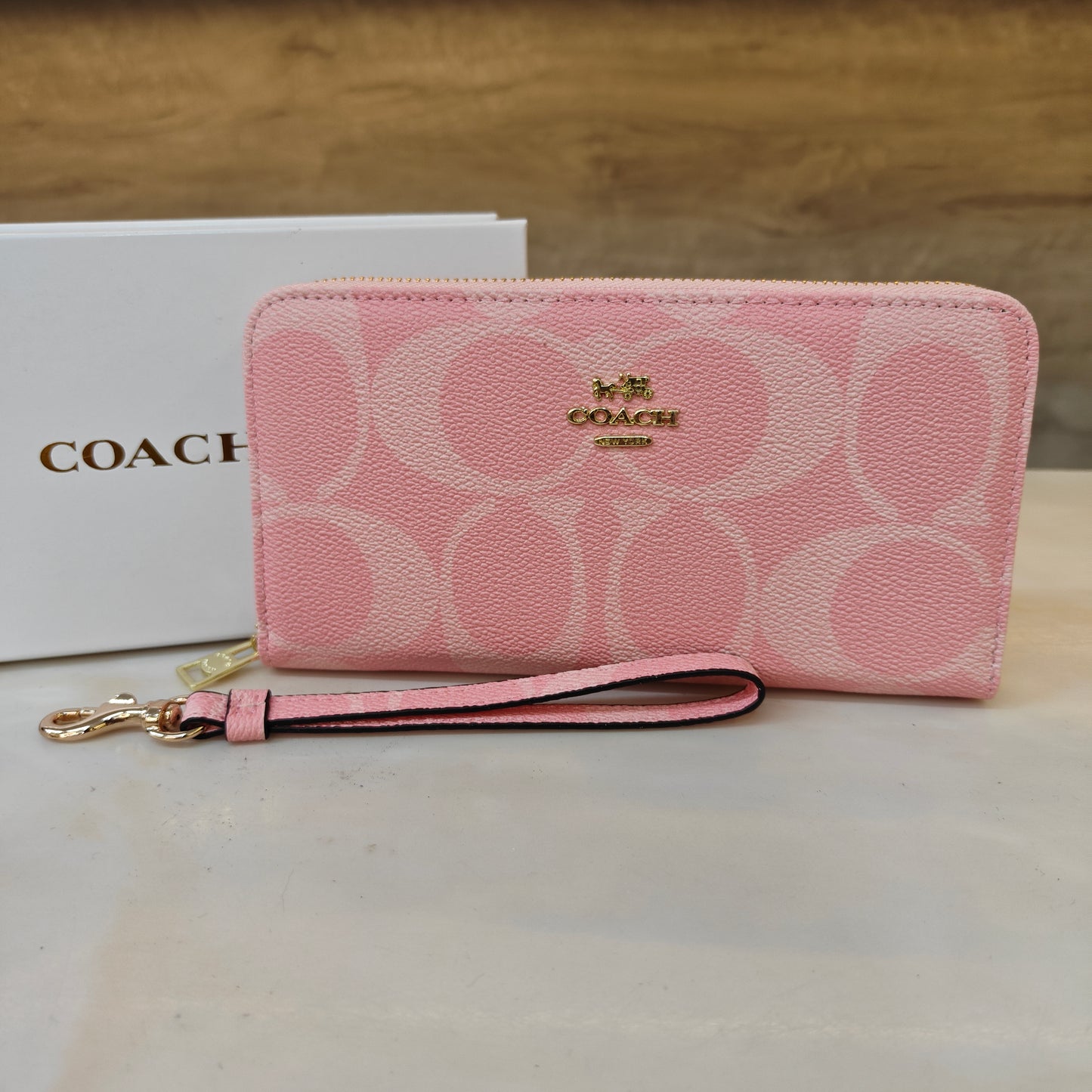 CH Wallet - Pink (Ultra Premium)