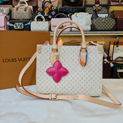 LV On The Go! - Medium Size (Ultra Premium)