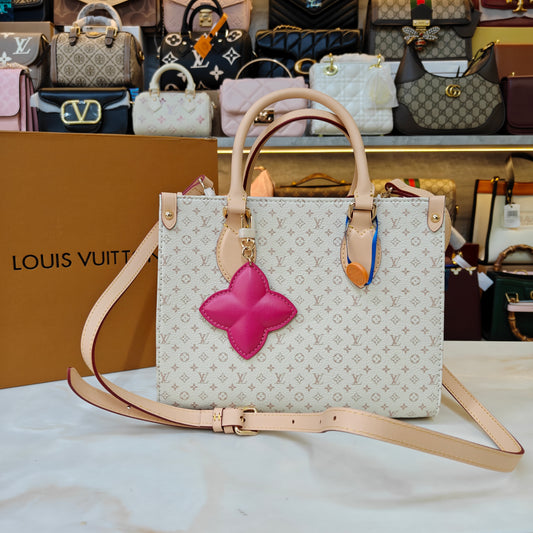 LV On The Go! - Medium Size (Ultra Premium)