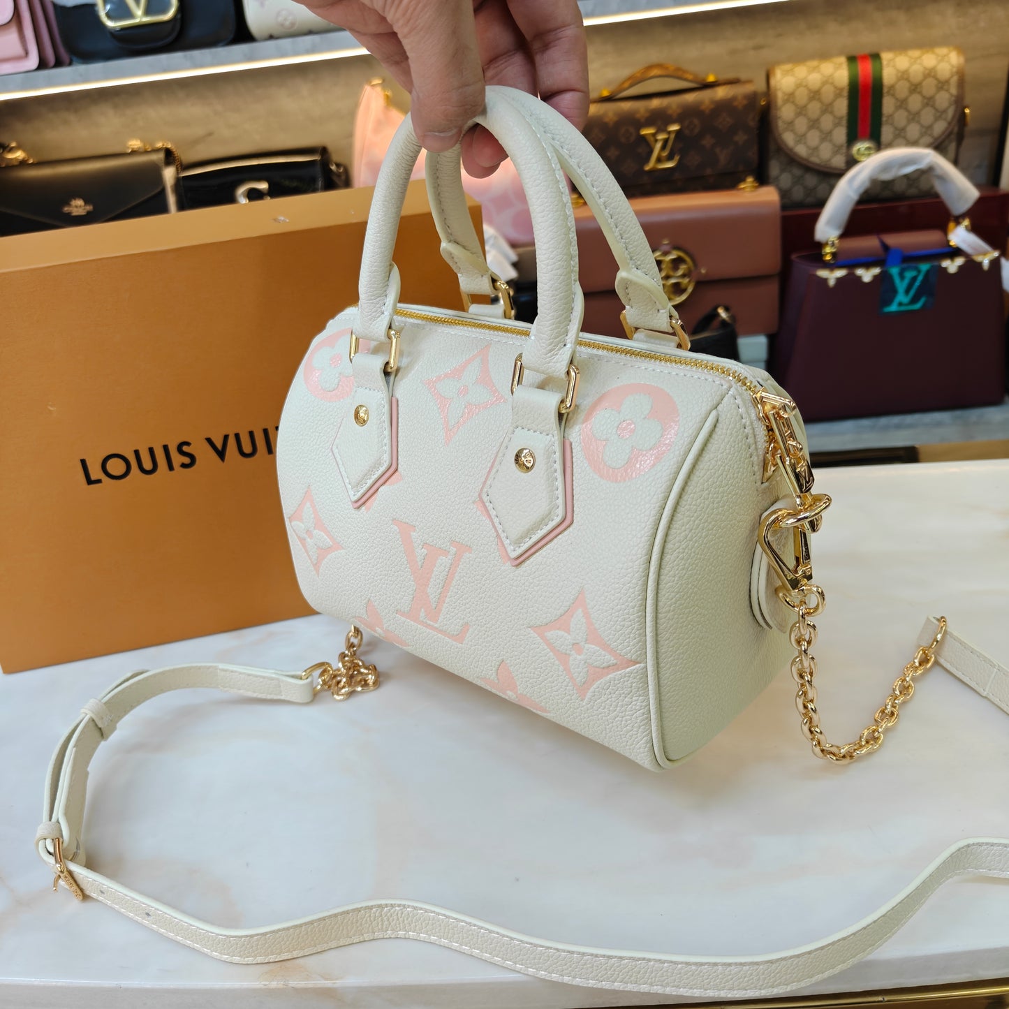 LV Speedy Bandoulière - Cream Pink (Ultra Premium)