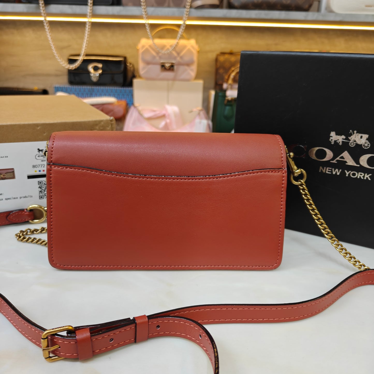 CH Tabby 20 - Tan Apricot (Ultra Premium)