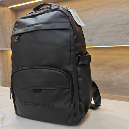 Essentials23 Bagpack (Solid Black)