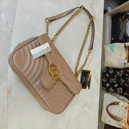 GG Marmont Medium Size (Beige)