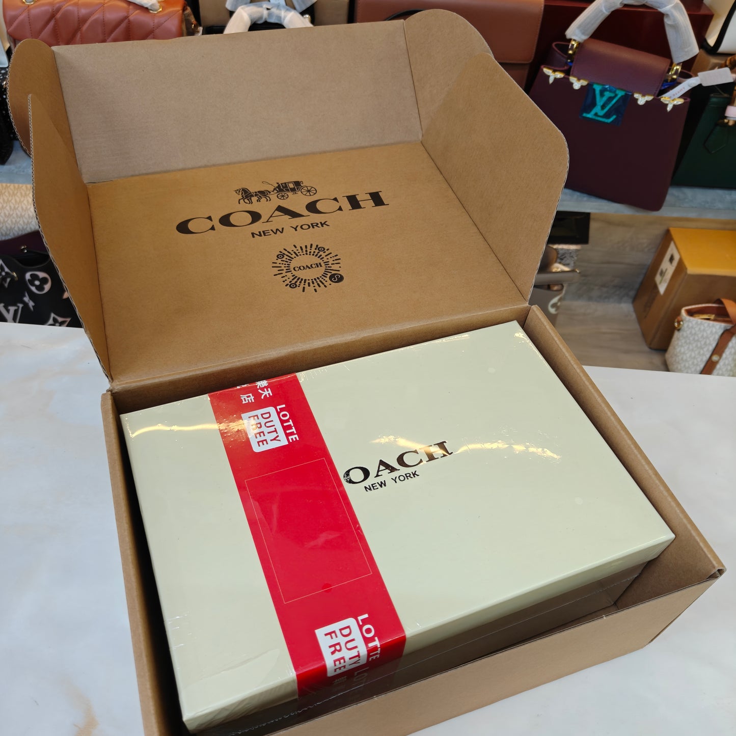 TABBY SHOULDER BAG 26 Limited Edition - Ultra Premium Pink Colour