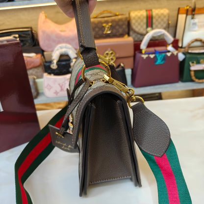 GG Bee (Ultra Premium)