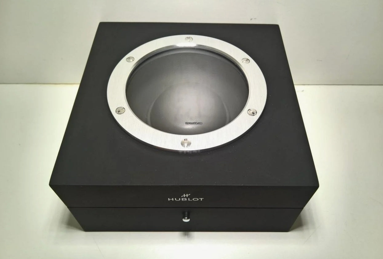 HB Futuristic multi-layered Geometric dial