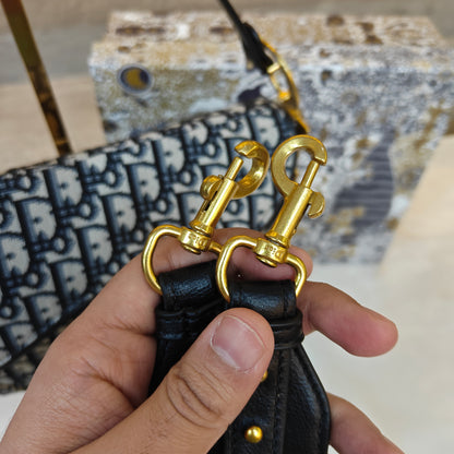 CD - Saddle Bag (Designer Black)