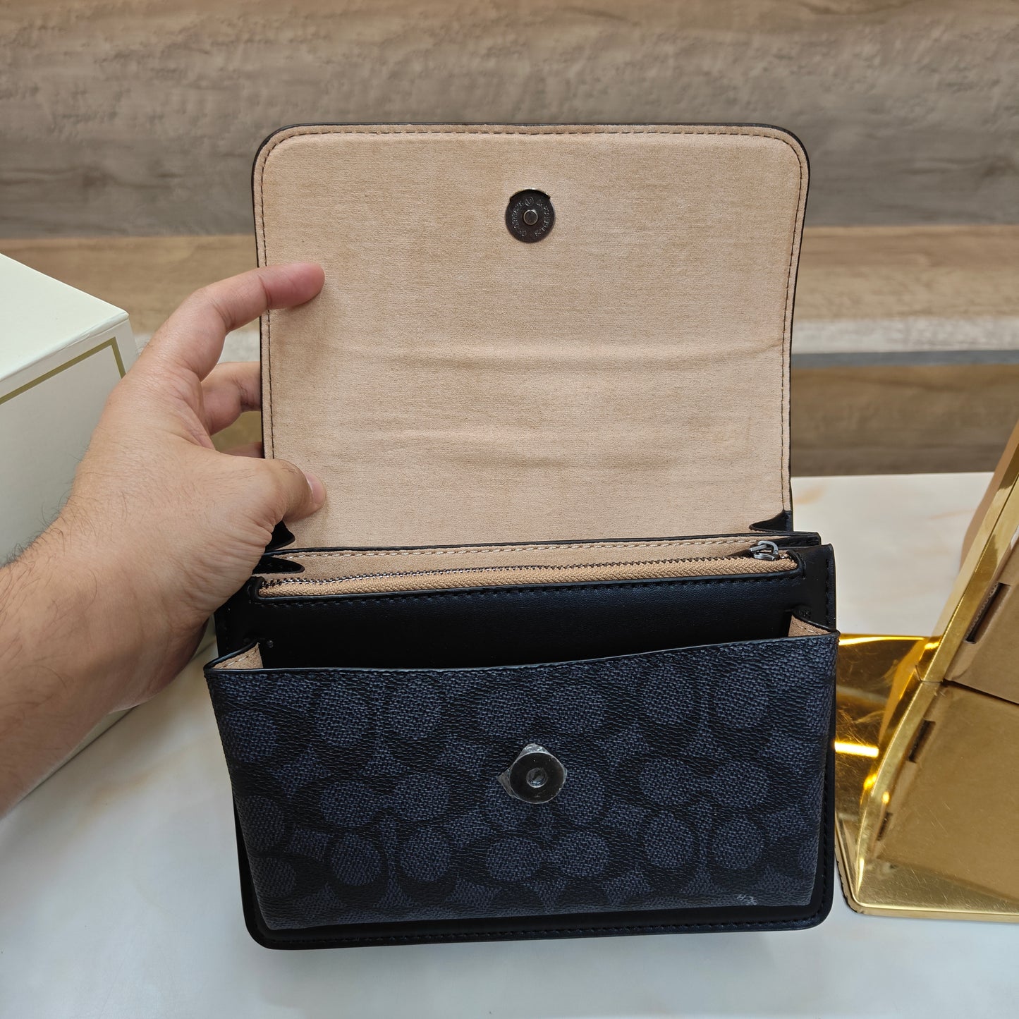 CH Klare - Designer Black (Double Box) (Ultra Premium)