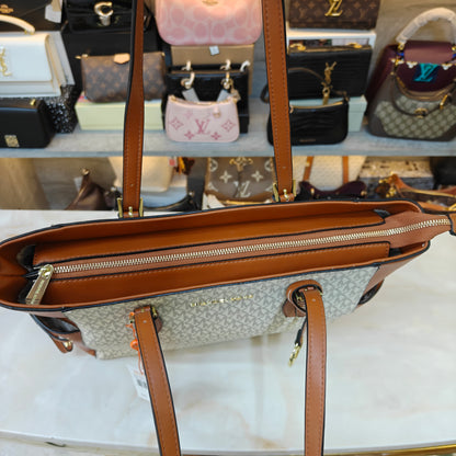 MK99 3 Partition Tote Bag - White Tan Colour