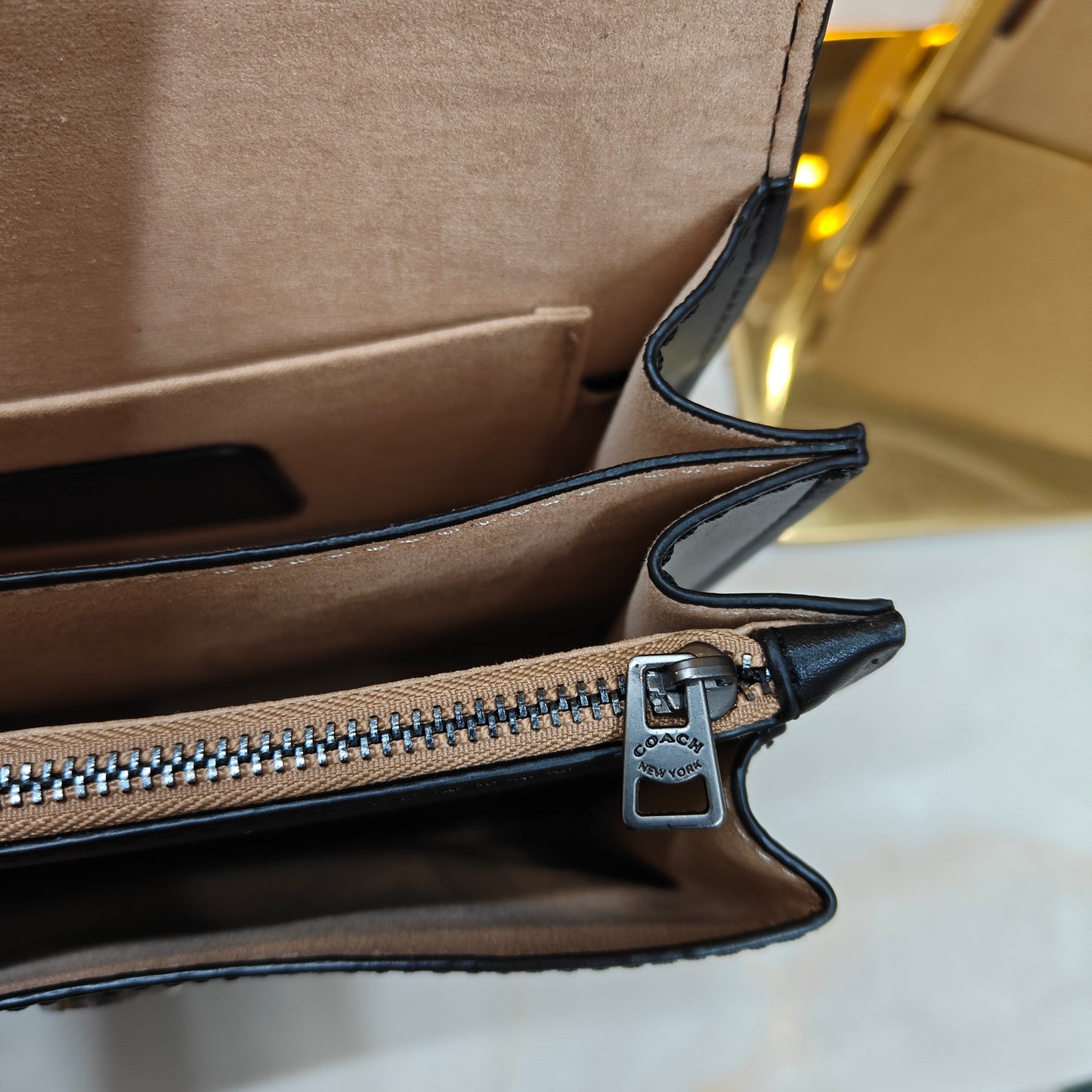 CH Klare - Designer Black (Double Box) (Ultra Premium)