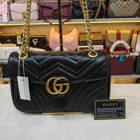 GG Marmont Medium Size (Black)