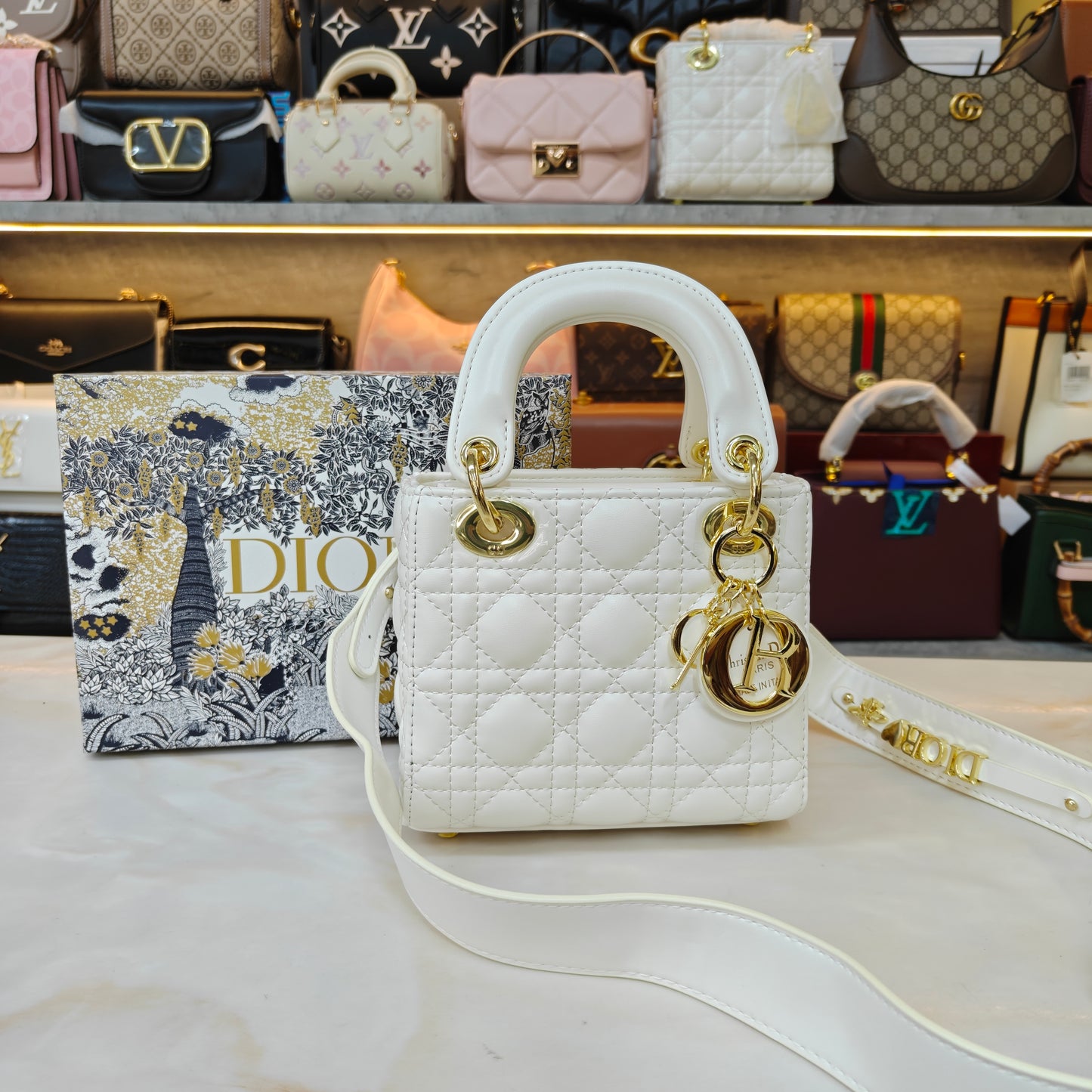 CD - Lady Mini (White)