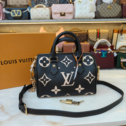 LV Speedy Bandoulière - Black Cream (Ultra Premium)