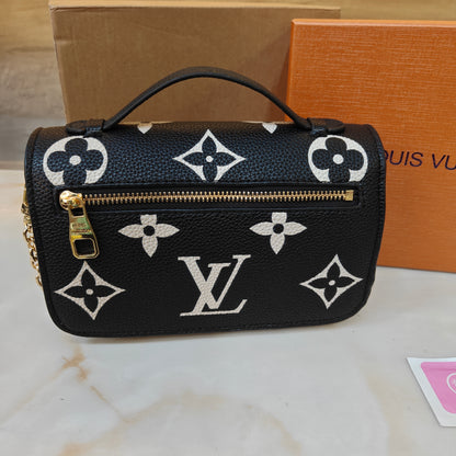 LV559 - Shoulder - Black Ultra Premium Double Box