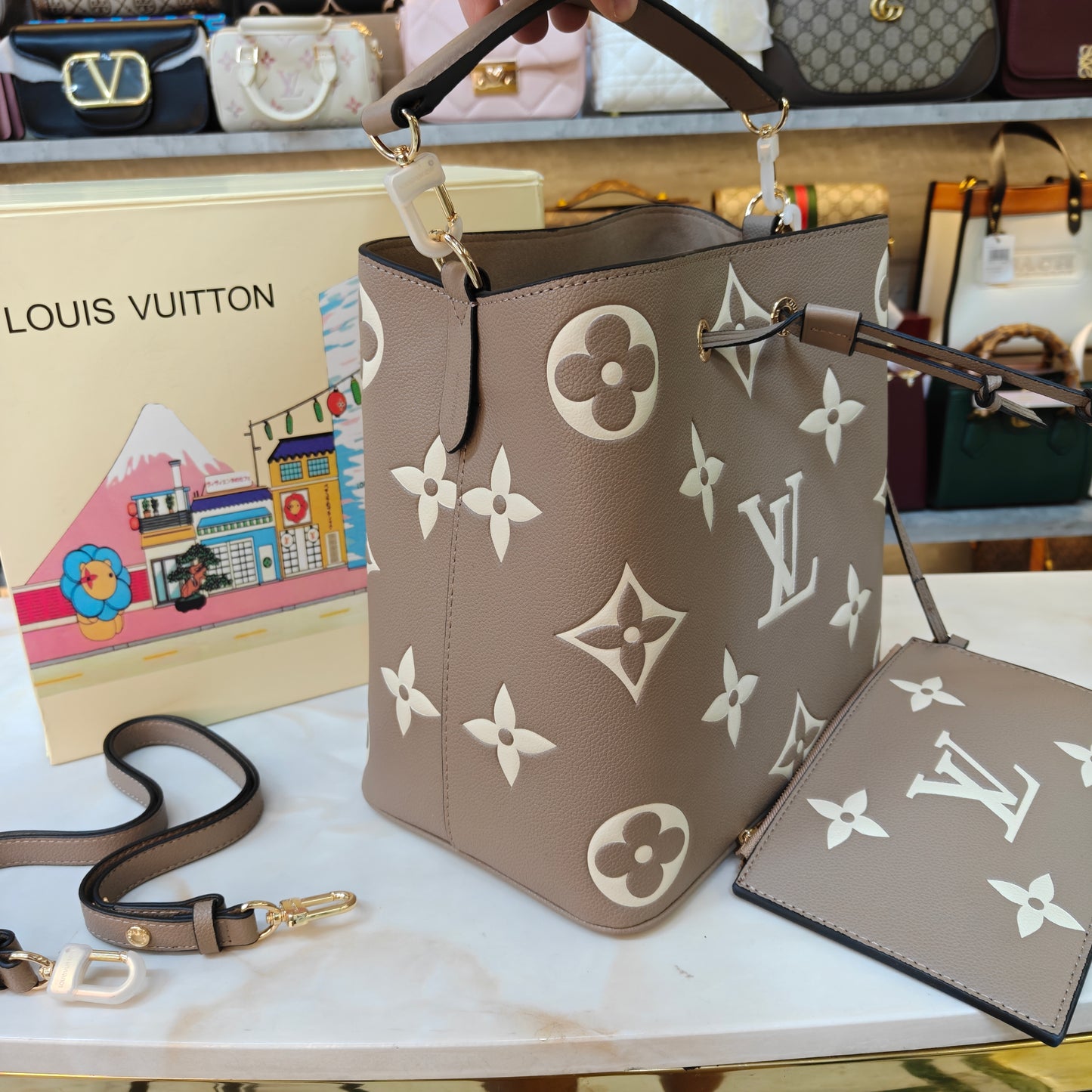 LVN Neo Neo MM Bucket Bag (Ultra Premium) - Beige