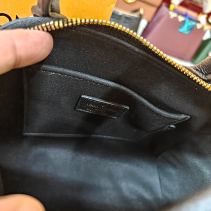 LV Speedy Bandoulière - Black Cream (Ultra Premium)