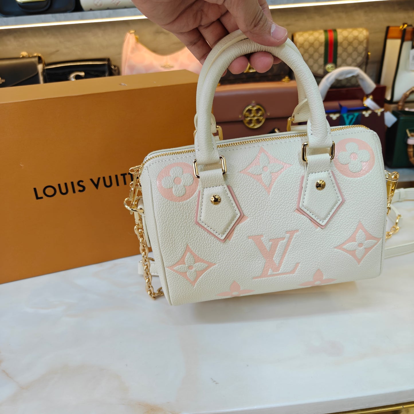 LV Speedy Bandoulière - Cream Pink (Ultra Premium)