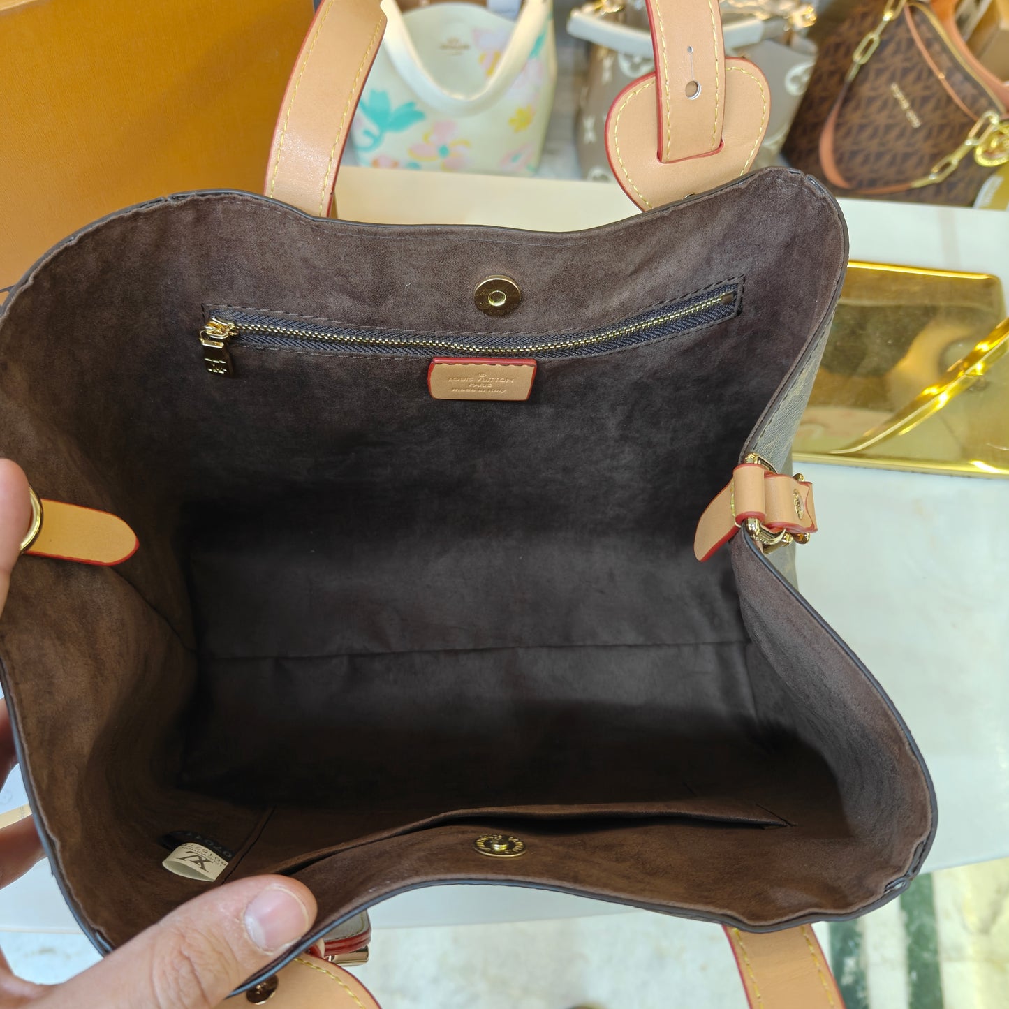 LV Bucket Bag All in One (Ultra Premium)