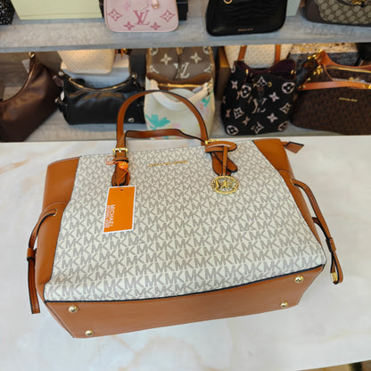 MK99 3 Partition Tote Bag - White Tan Colour