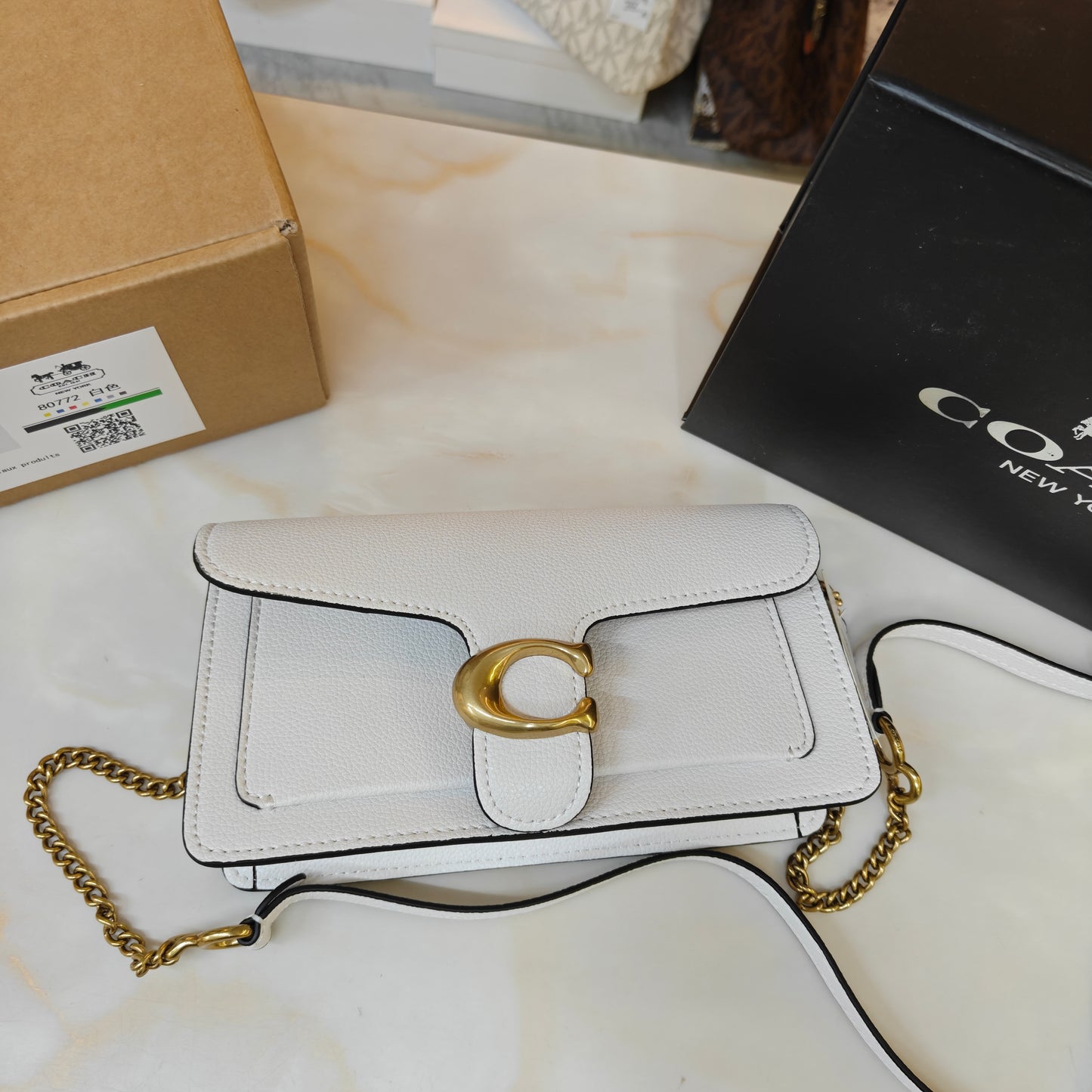 CH Tabby 20 - White (Ultra Premium)