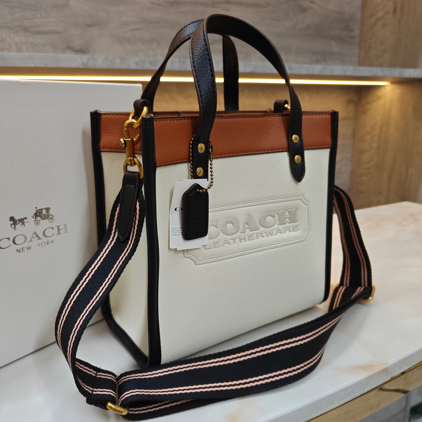 CH Fields Leatherware (Ultra Premium) (Medium)