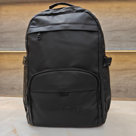 Essentials23 Bagpack (Solid Black)