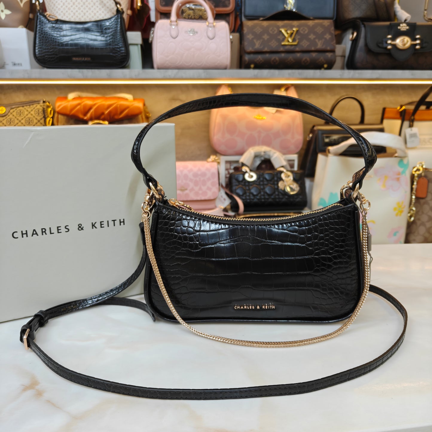 CNK Elspeth Croc-Effect Chain-Link Shoulder Bag - Black Croco