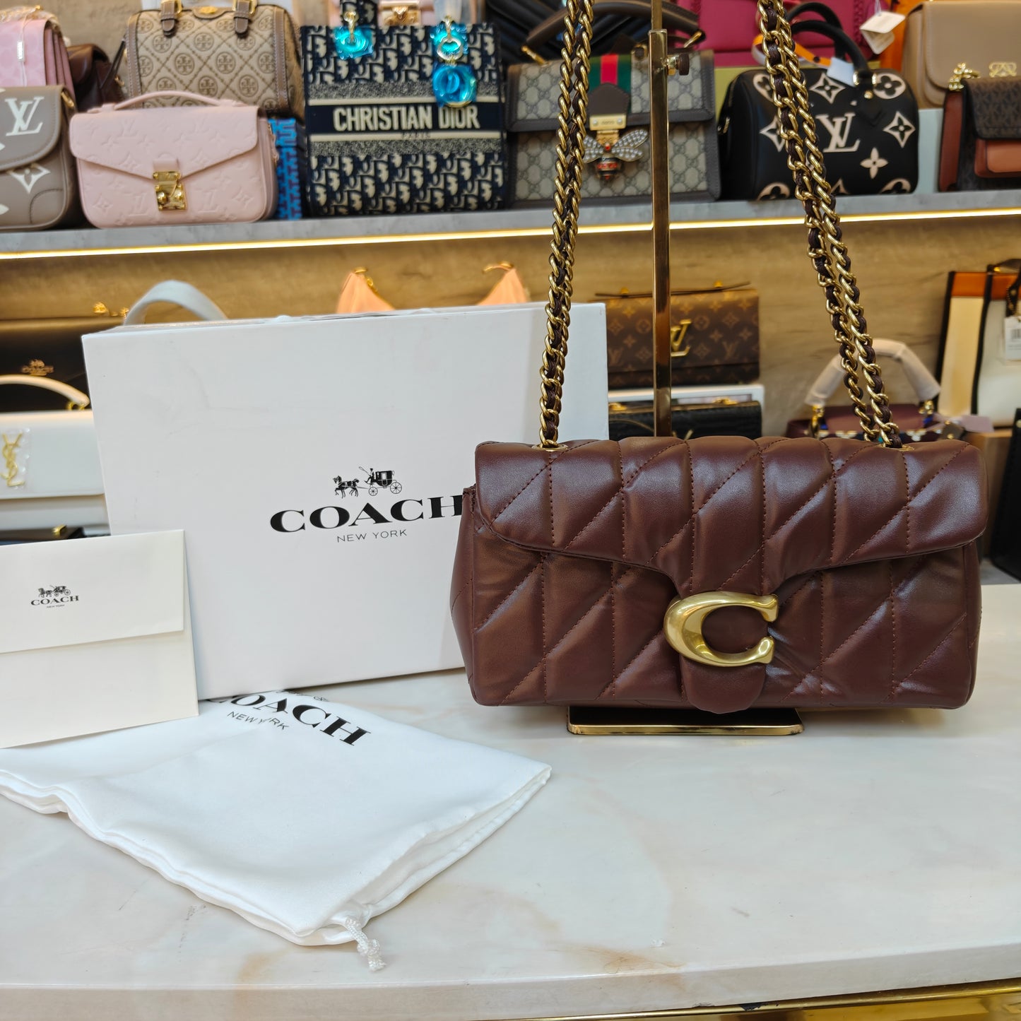 CH Quilted Tabby Ultra Premium - Chocolate Colour