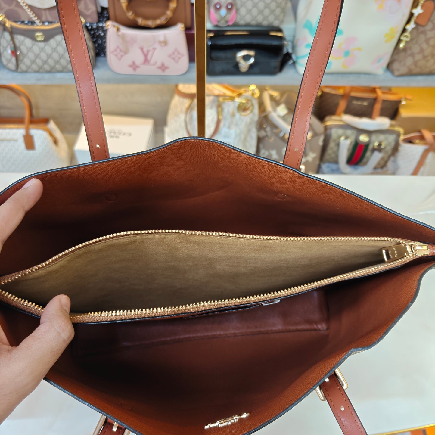 CH Mollie 3 Partition Tote Bag - Tan Apricot