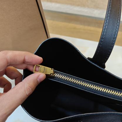 CH Willow Bag- Large (Midnight Black)